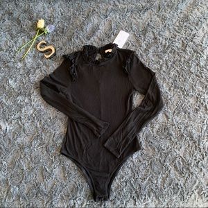 NWT Le Lis Long Sleeve Bodysuit